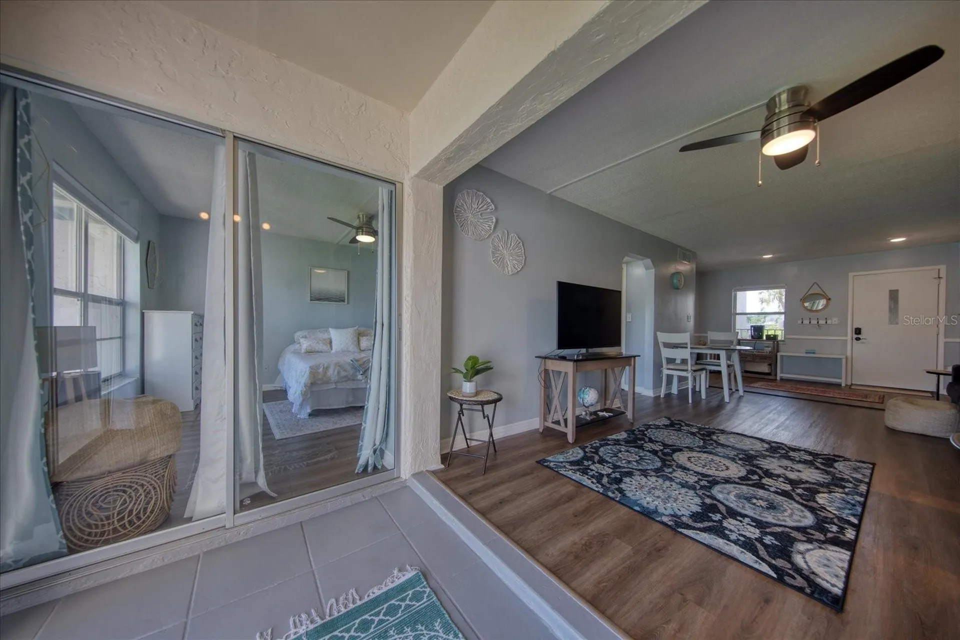 712 Cordova Greens Seminole FL 33777