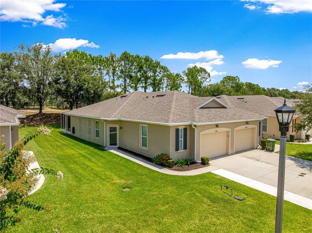 27001 White Plains Way Leesburg FL 34748