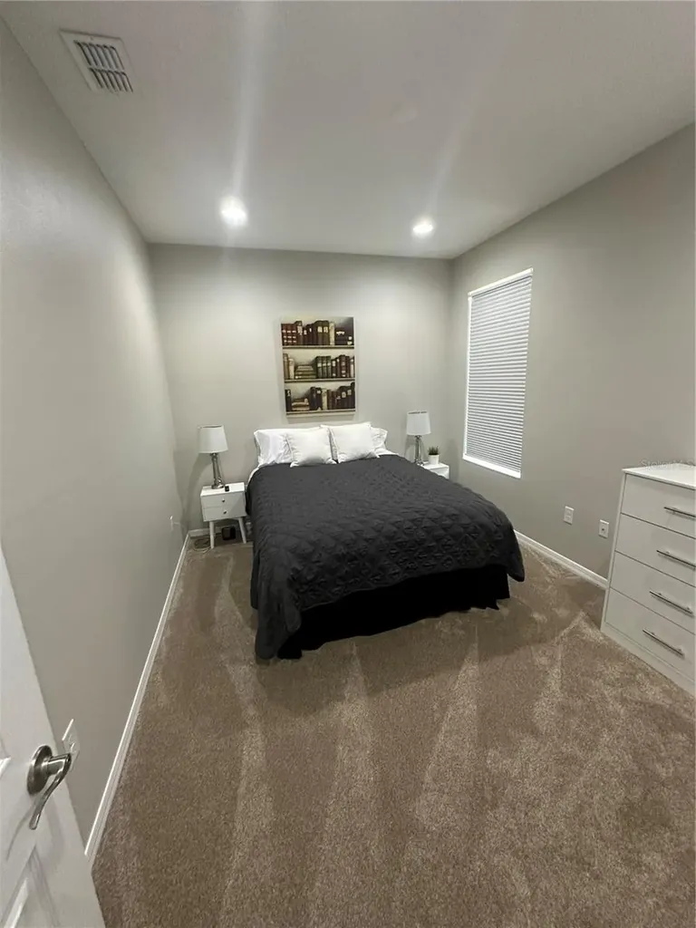 27001 White Plains Way Leesburg FL 34748