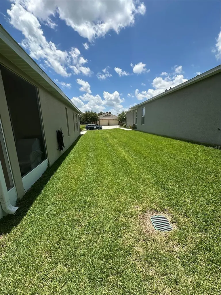 27001 White Plains Way Leesburg FL 34748