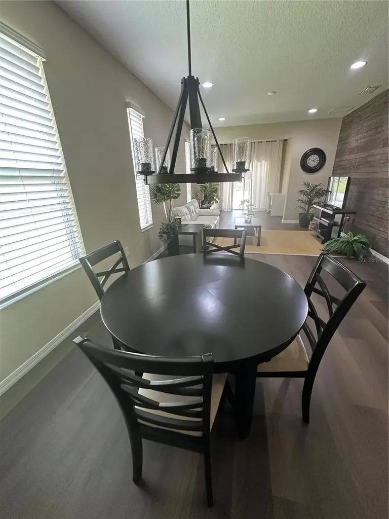 27001 White Plains Way Leesburg FL 34748