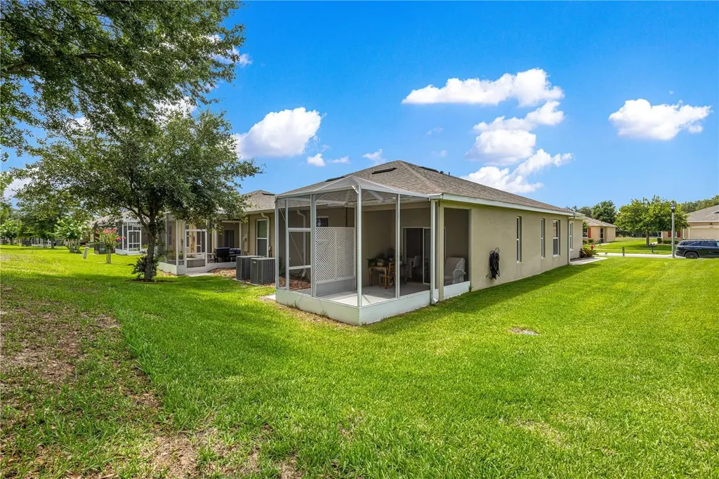 27001 White Plains Way Leesburg FL 34748