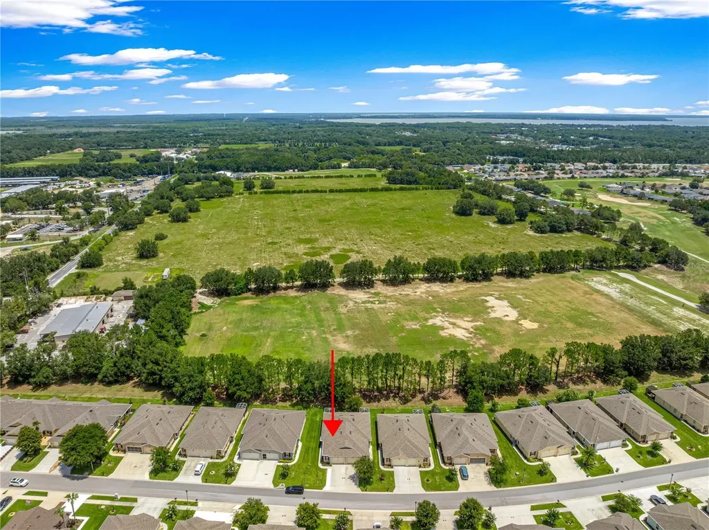 27001 White Plains Way Leesburg FL 34748