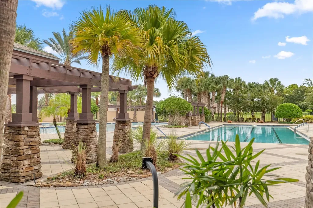 27001 White Plains Way Leesburg FL 34748