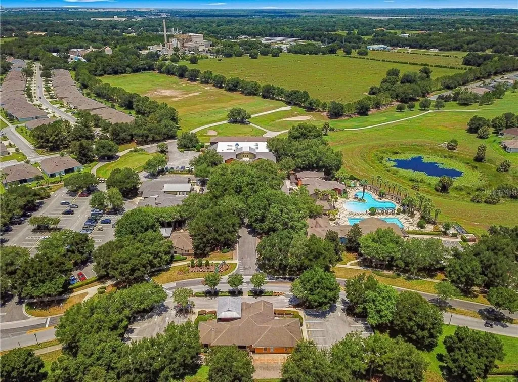 27001 White Plains Way Leesburg FL 34748