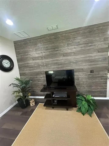 27001 White Plains Way Leesburg FL 34748