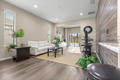 27001 White Plains Way Leesburg FL 34748