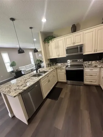 27001 White Plains Way Leesburg FL 34748