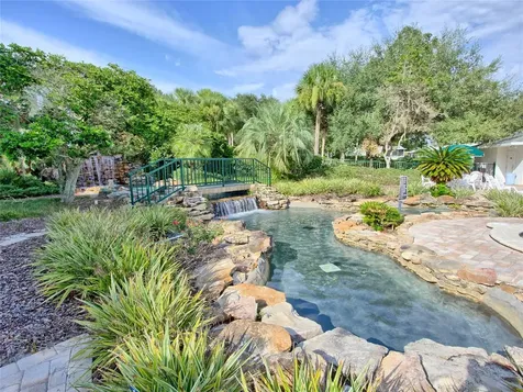 27001 White Plains Way Leesburg FL 34748