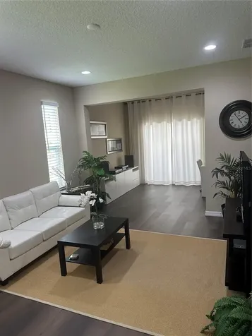 27001 White Plains Way Leesburg FL 34748