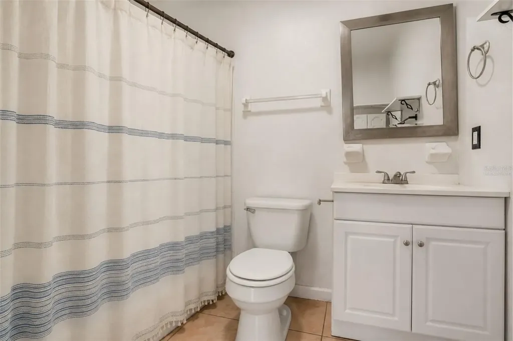 1124 Grant Avenue Mount Dora FL 32757