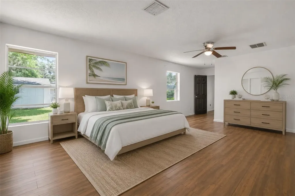 1124 Grant Avenue Mount Dora FL 32757