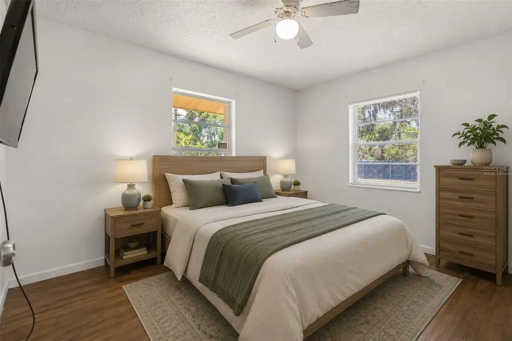 1124 Grant Avenue Mount Dora FL 32757