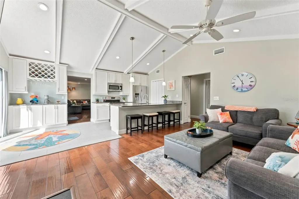 4002 Pebblestone Place Tampa FL 33624