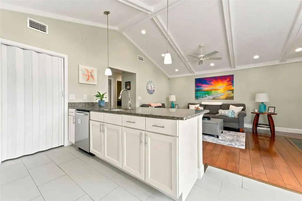 4002 Pebblestone Place Tampa FL 33624