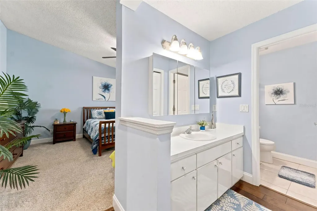 4002 Pebblestone Place Tampa FL 33624