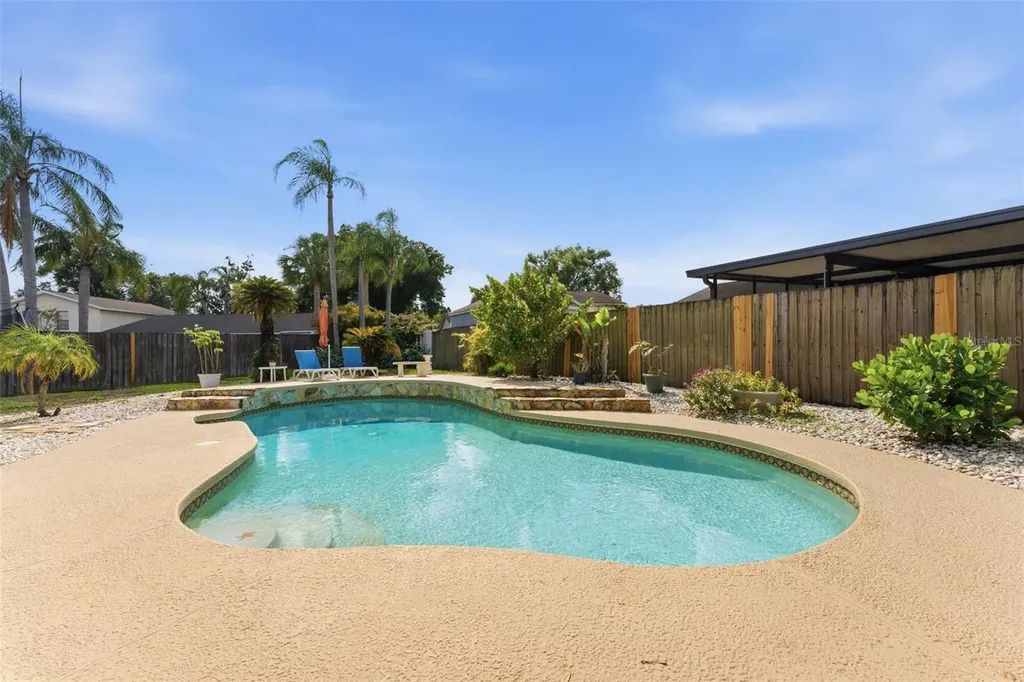 4002 Pebblestone Place Tampa FL 33624