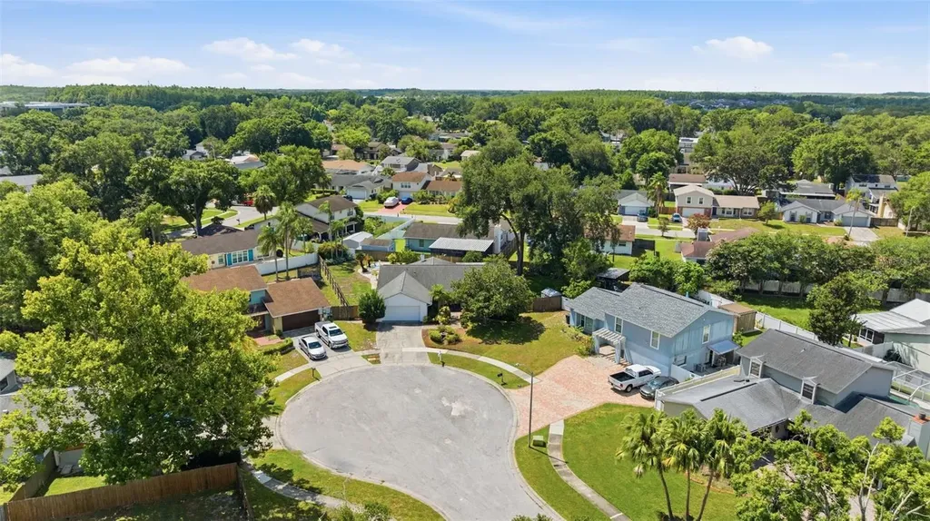 4002 Pebblestone Place Tampa FL 33624
