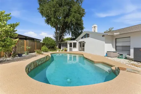 4002 Pebblestone Place Tampa FL 33624