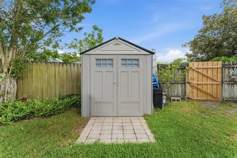 4002 Pebblestone Place Tampa FL 33624