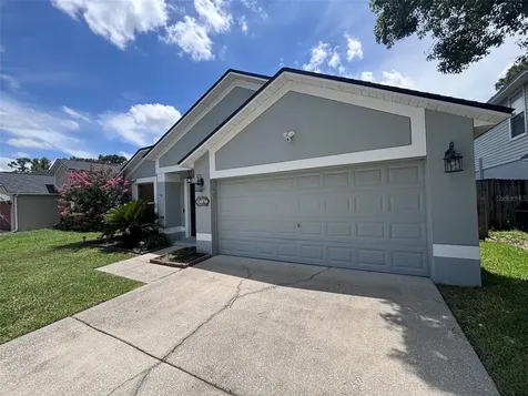 1045 Kelsey Avenue Oviedo FL 32765