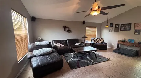 1045 Kelsey Avenue Oviedo FL 32765