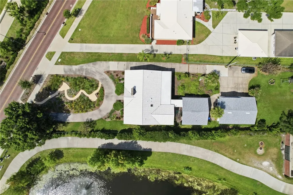424 Lakeshore Boulevard Kissimmee FL 34741