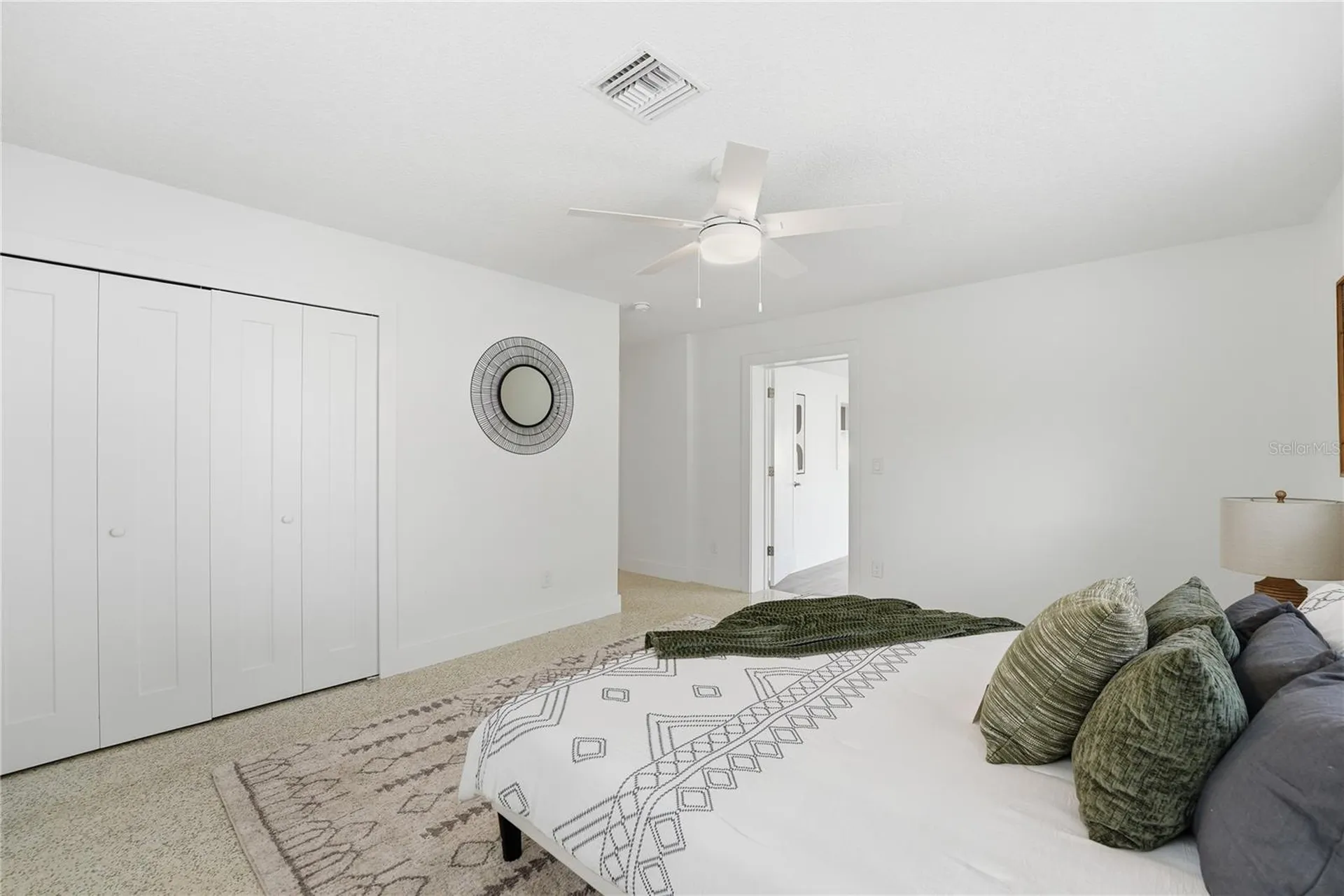 424 Lakeshore Boulevard Kissimmee FL 34741