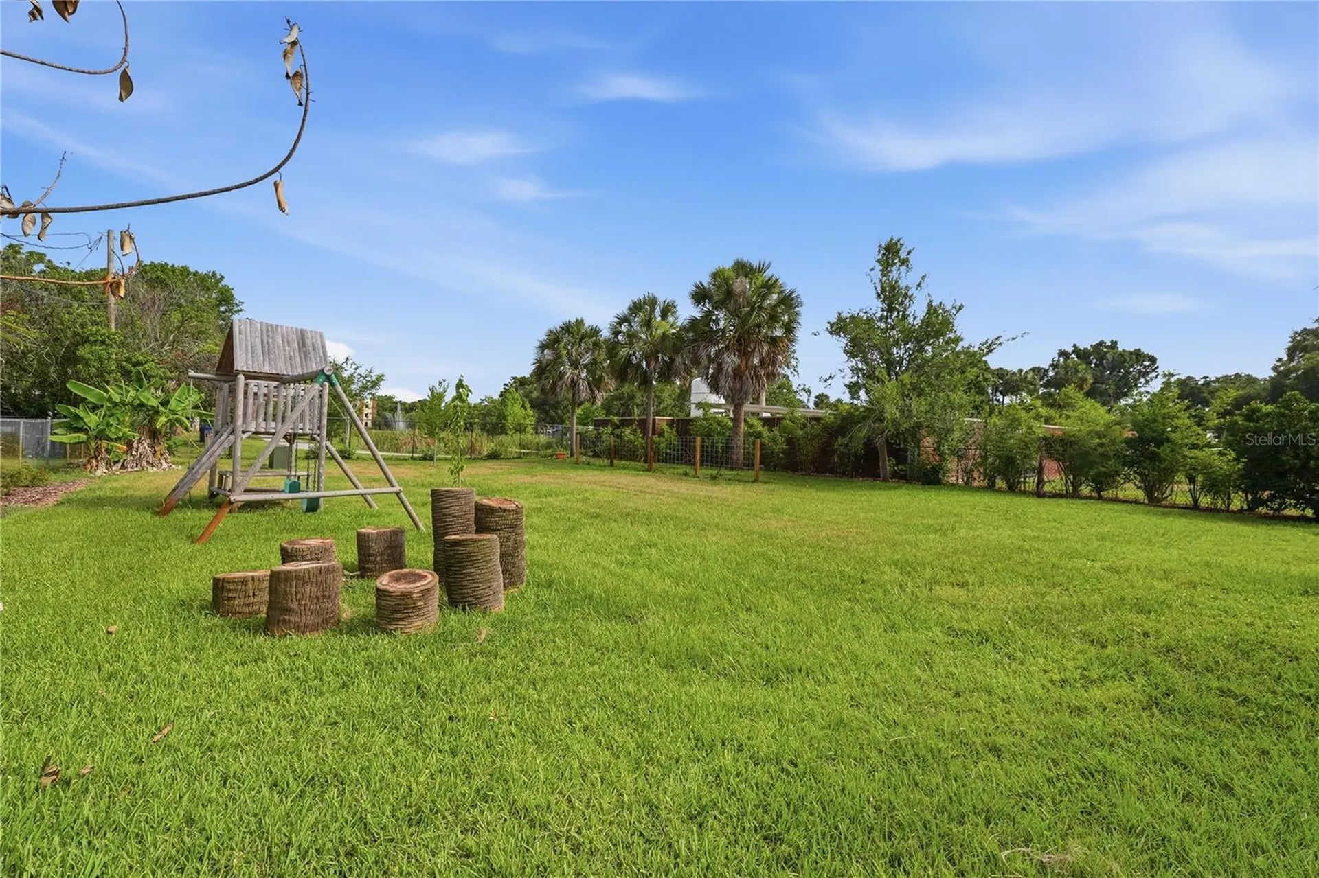 424 Lakeshore Boulevard Kissimmee FL 34741
