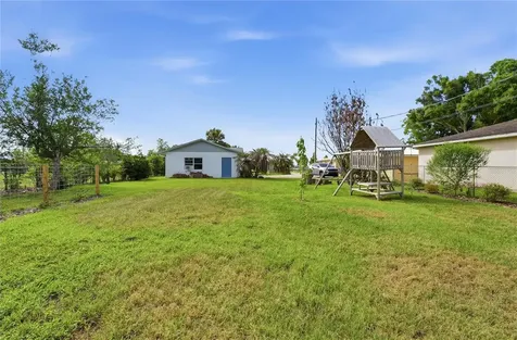 424 Lakeshore Boulevard Kissimmee FL 34741