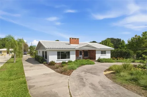 424 Lakeshore Boulevard Kissimmee FL 34741