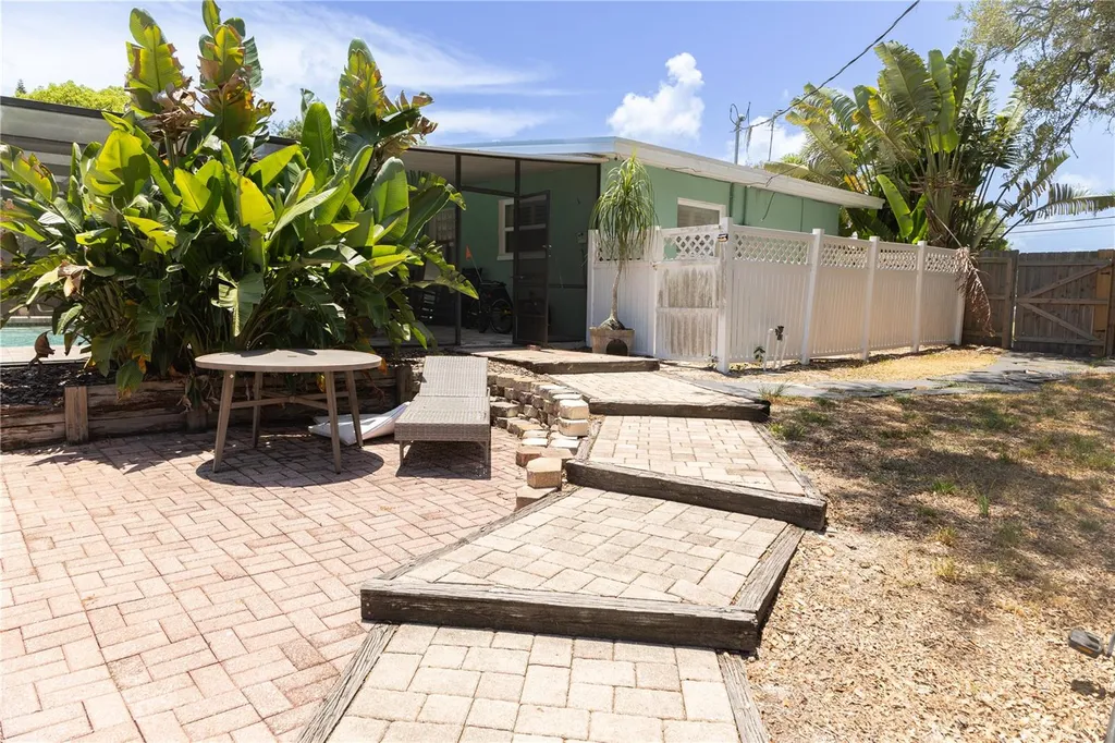 136 Maryland Avenue Palm Harbor FL 34683