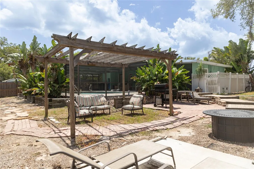 136 Maryland Avenue Palm Harbor FL 34683