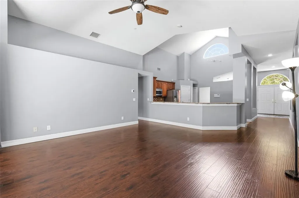 8102 Kendelwick Court Tampa FL 33647