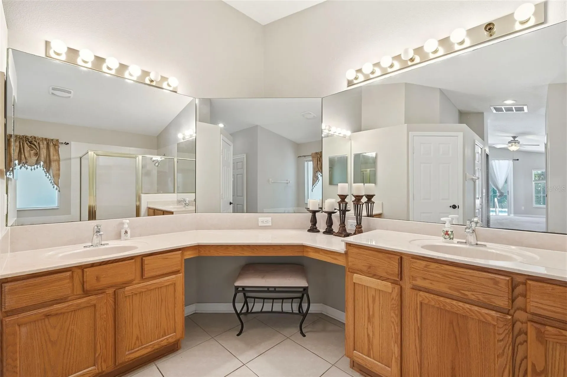 8102 Kendelwick Court Tampa FL 33647