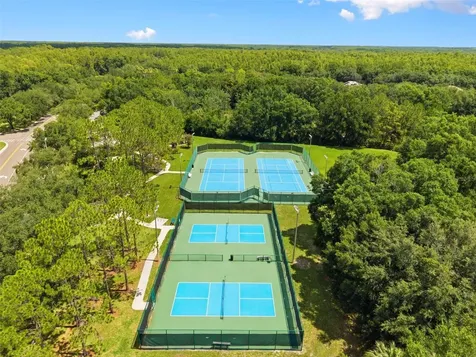 8102 Kendelwick Court Tampa FL 33647