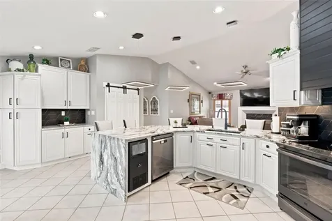 361 Lake Lenelle Drive Chuluota FL 32766