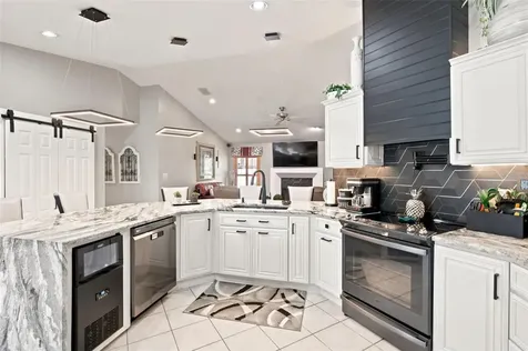 361 Lake Lenelle Drive Chuluota FL 32766