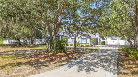 361 Lake Lenelle Drive Chuluota FL 32766