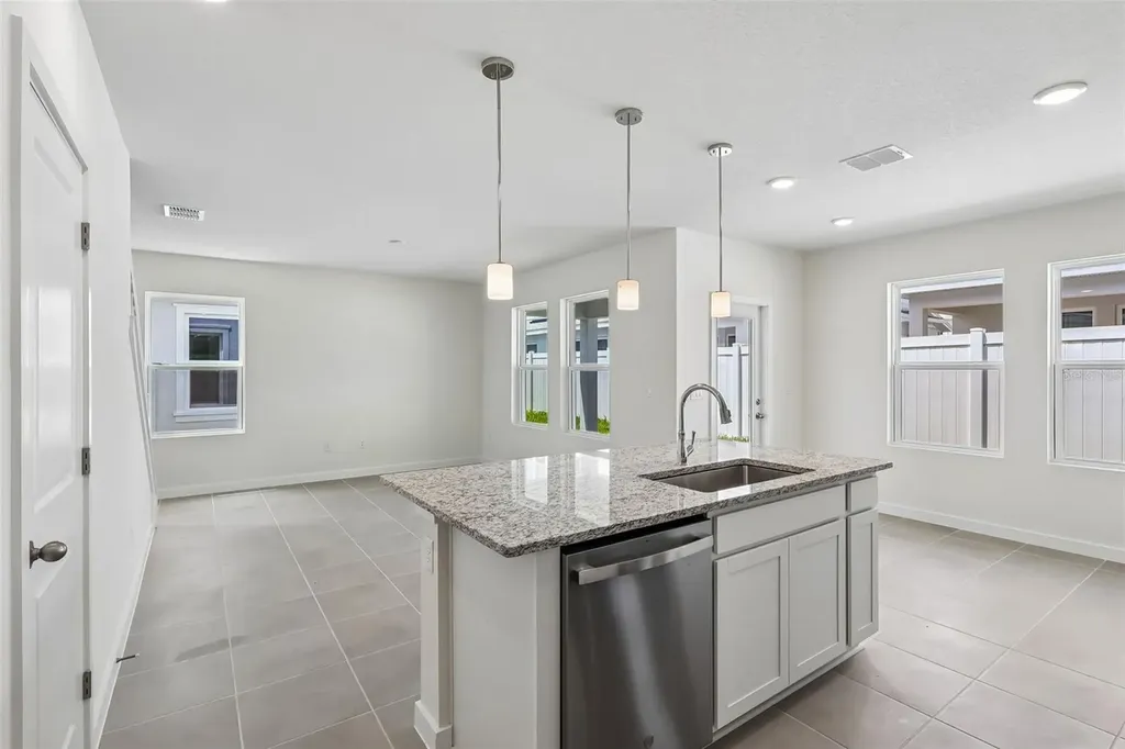 2692 Meadow Crest Drive St Cloud FL 34773