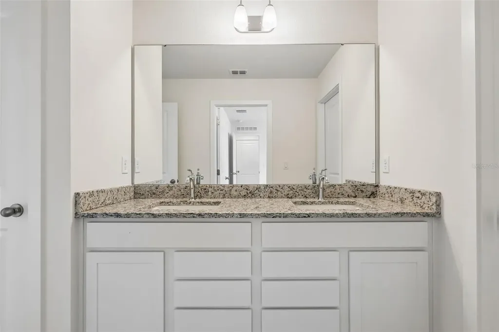 2692 Meadow Crest Drive St Cloud FL 34773