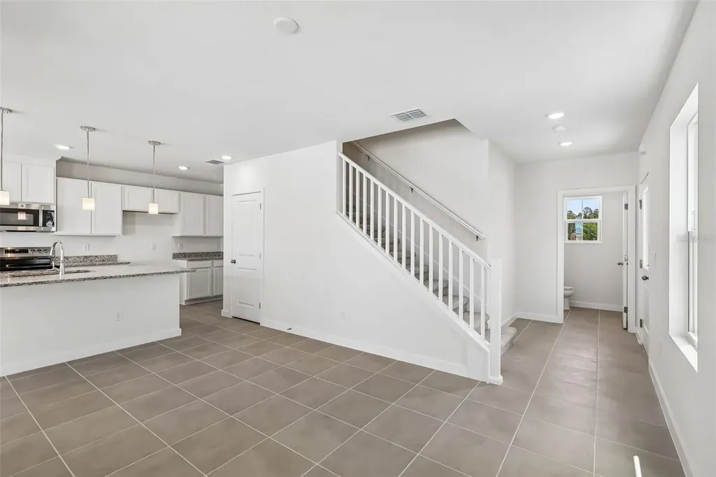 2692 Meadow Crest Drive St Cloud FL 34773