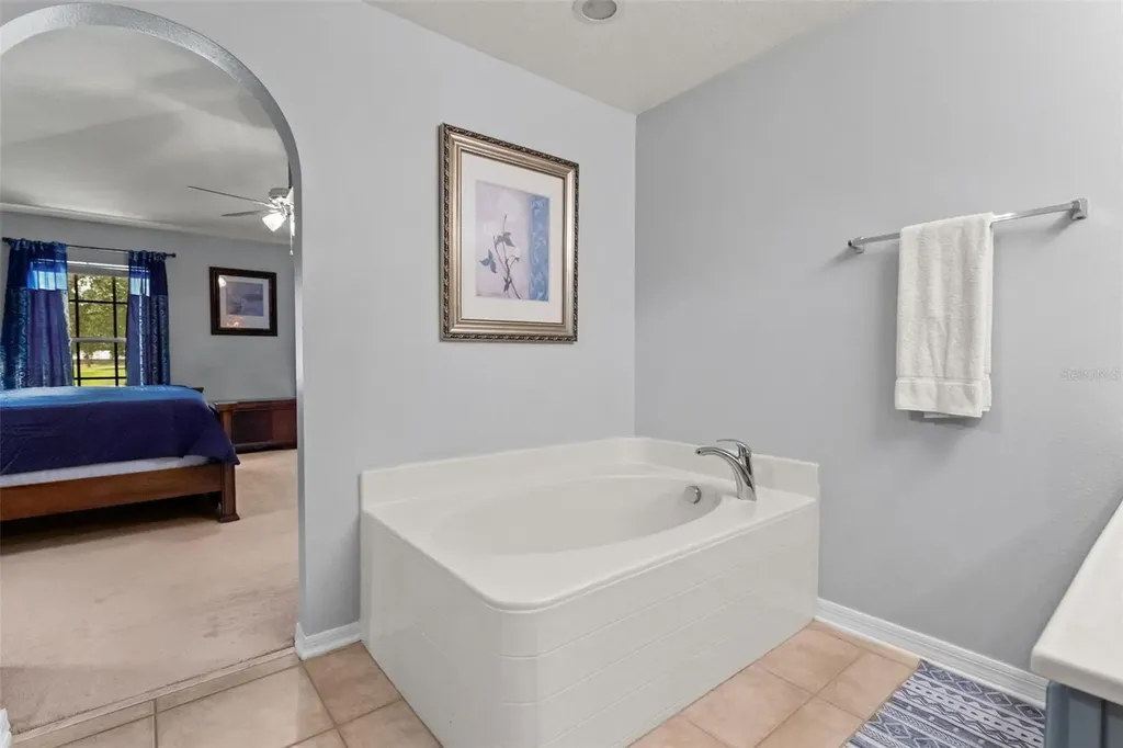 302 Lake Shepard Drive Apopka FL 32703