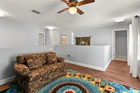 302 Lake Shepard Drive Apopka FL 32703