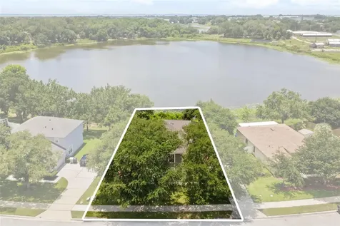 302 Lake Shepard Drive Apopka FL 32703