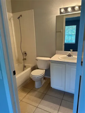 8563 Hunters Key Circle Tampa FL 33647