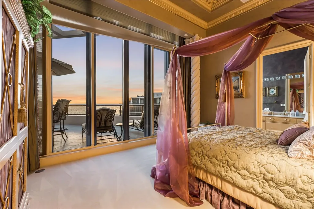 415 L Ambiance Drive Longboat Key FL 34228