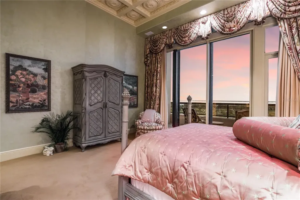 415 L Ambiance Drive Longboat Key FL 34228