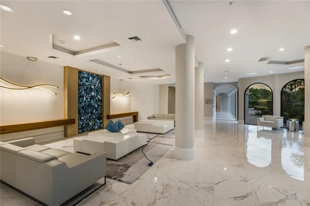 415 L Ambiance Drive Longboat Key FL 34228