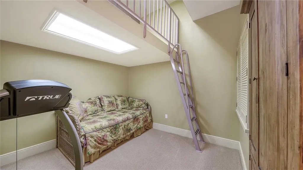 415 L Ambiance Drive Longboat Key FL 34228